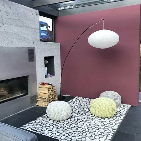 アパート Carrera - Mit Traumgarten Valendas