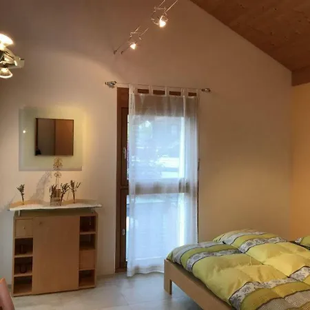 Carrera - Mit Traumgarten * Valendas