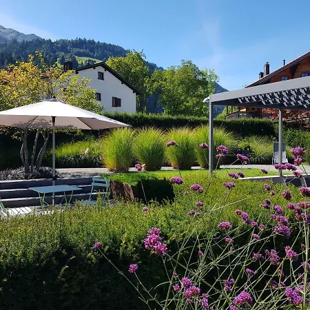 Apartmán Carrera - Mit Traumgarten Valendas